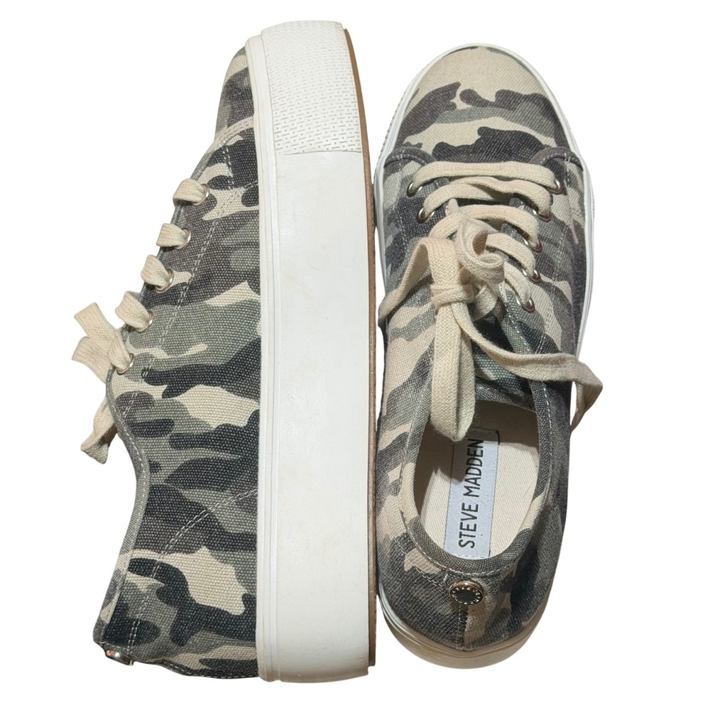 Steve Madden Elore Platform Sneaker Womens 8 Camo Canvas Flatform Low Top Y2K - Picture 2 of 8